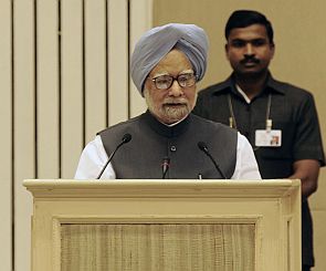 Protestor briefly disrupts PM’s speech at Vigyan Bhawan