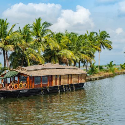 Take A Trip To The God’s Own Country – Kerala